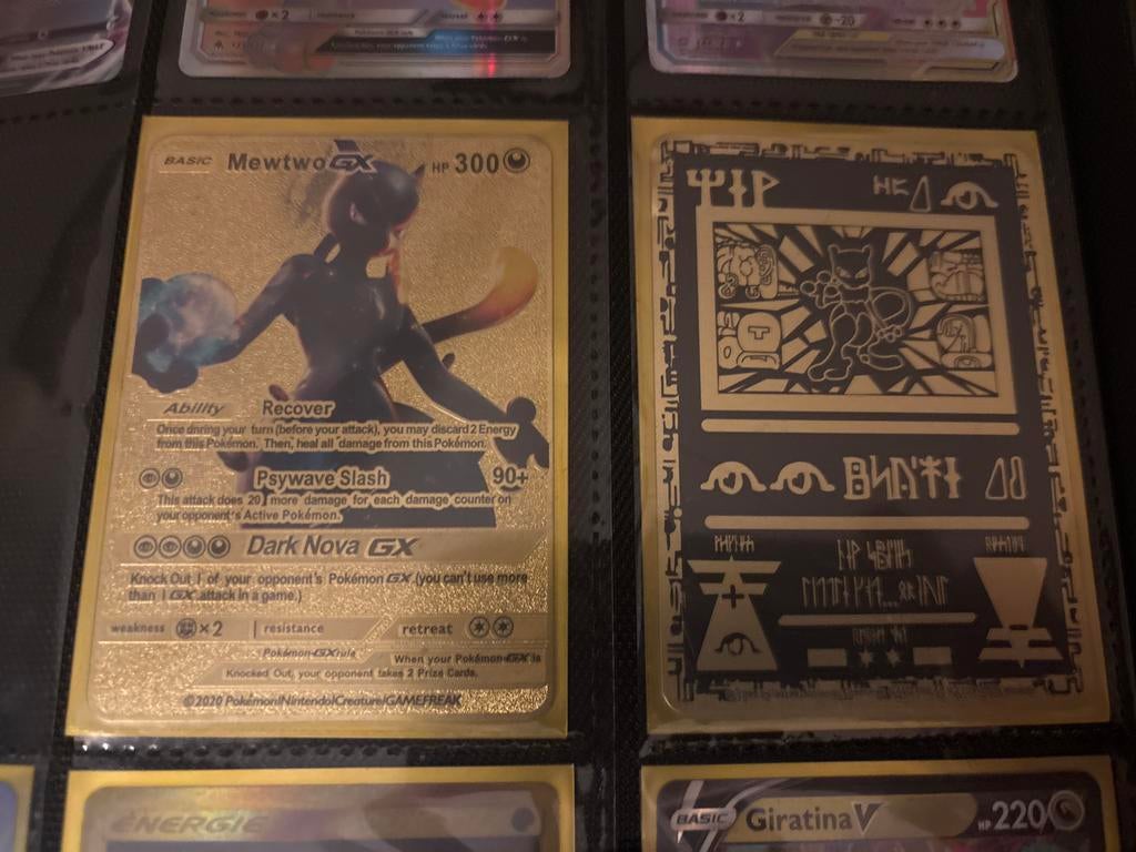Mewtwo GX Gouden Pokémon Kaart - Zeldzaam & Foil, Ophalen of Verzenden, Zo goed als nieuw, Losse kaart, Foil