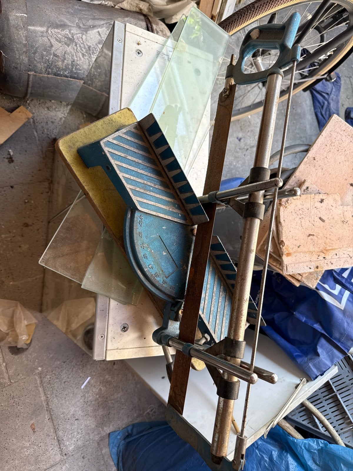 Oude verstekzaag voor houtbewerking, Ophalen, Gebruikt, Zaag, Overige merken