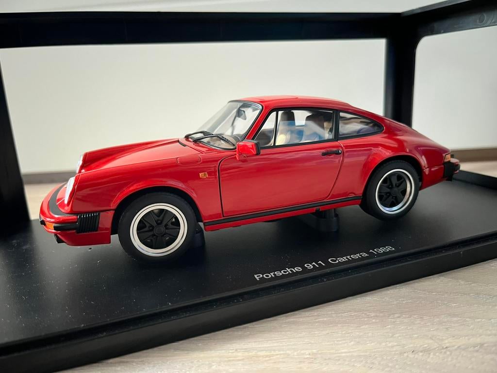Porsche 911 (930) Carrera 3.2 1988 rood #78013 Autoart 1:18, Ophalen of Verzenden, Zo goed als nieuw, Auto, Autoart