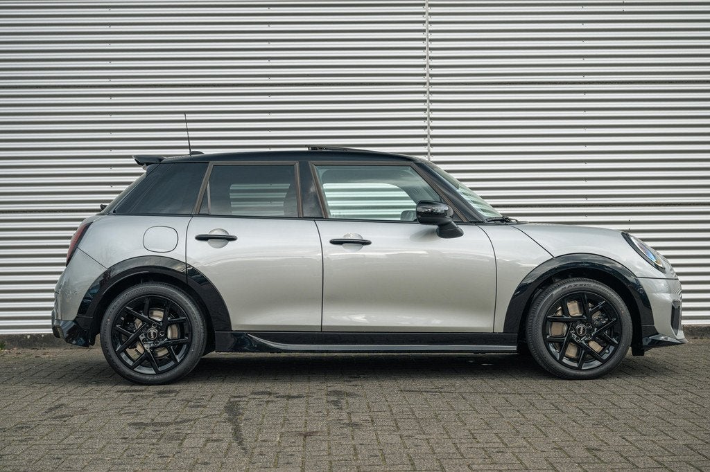 MINI Hatchback Cooper C Automaat / John Cooper Works / Pakke, 156 pk, Met garantie (alle), Leder en Stof, Origineel Nederlands
