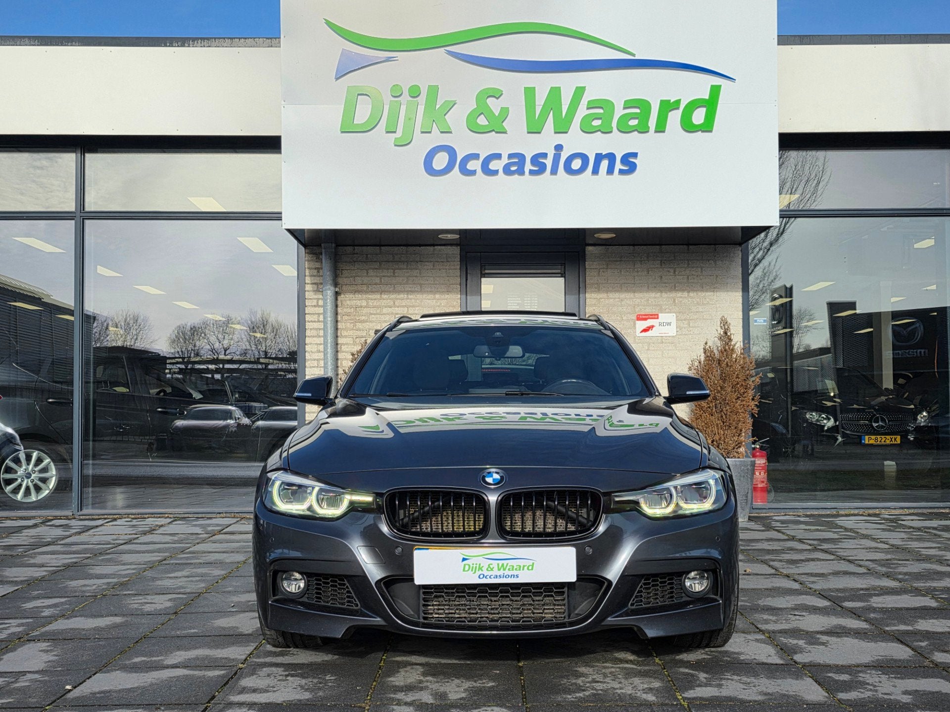 BMW 3-Serie 318i M-Sport Corporate Lease Automaat – Pano, Gebruikt, Euro 6, Wit, Bedrijf