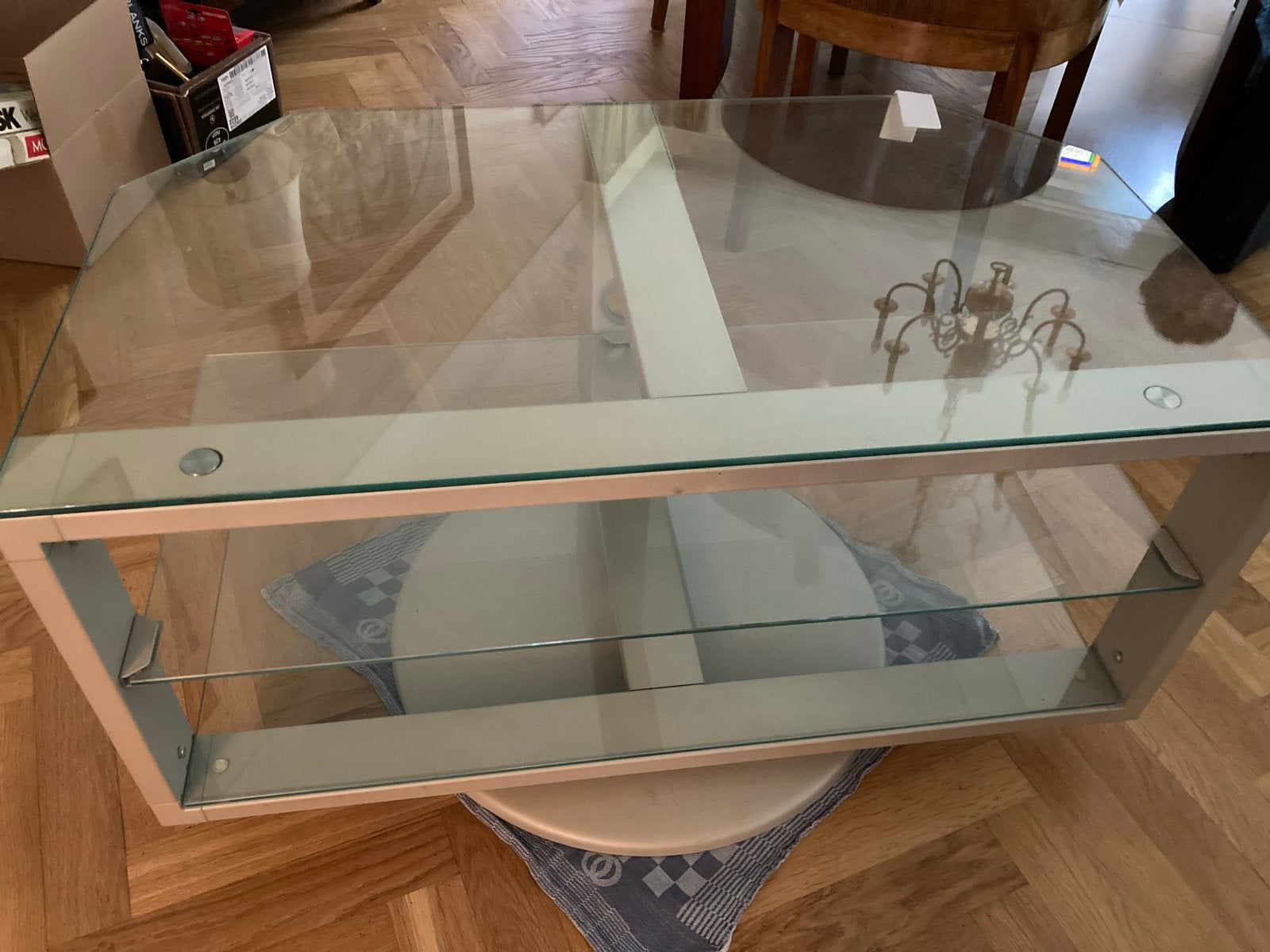 Glazen tv meubel met metalen frame, Ophalen, Gebruikt, 100 tot 150 cm, 50 tot 100 cm