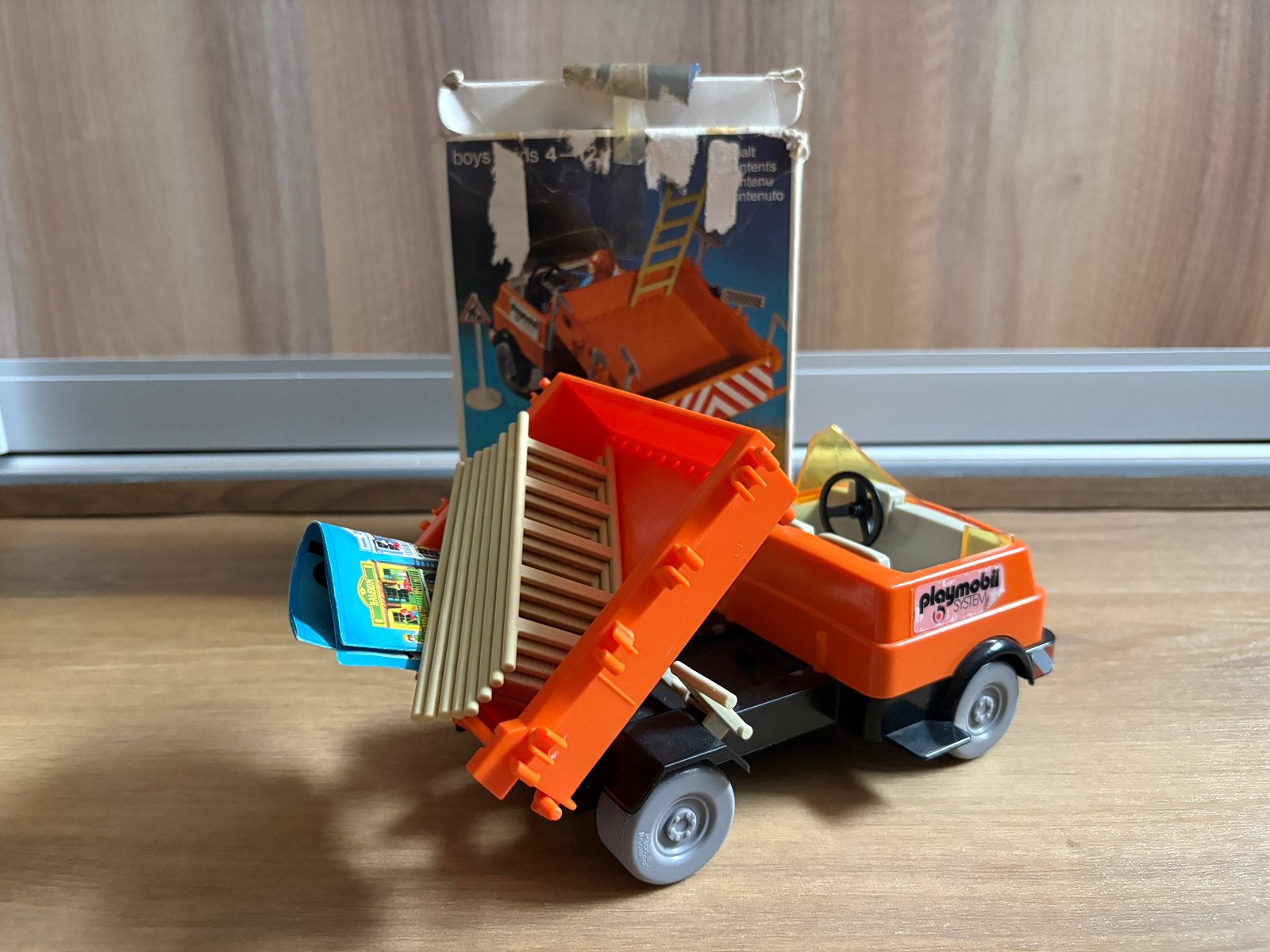 2 vintage Playmobilsets caravan (3235) en vrachtwagen (3203), Gebruikt, Losse onderdelen, Voertuig, Ophalen of Verzenden