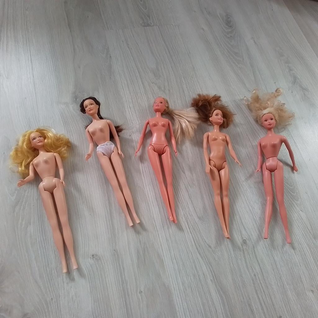 Barby poppen, Kinderen en Baby's, Speelgoed | Poppen, Ophalen of Verzenden, Zo goed als nieuw, Babypop