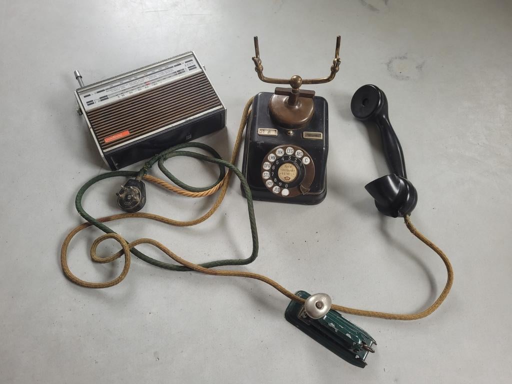 Antieke telefoon radio nietmachine, Ophalen of Verzenden, Nieuw