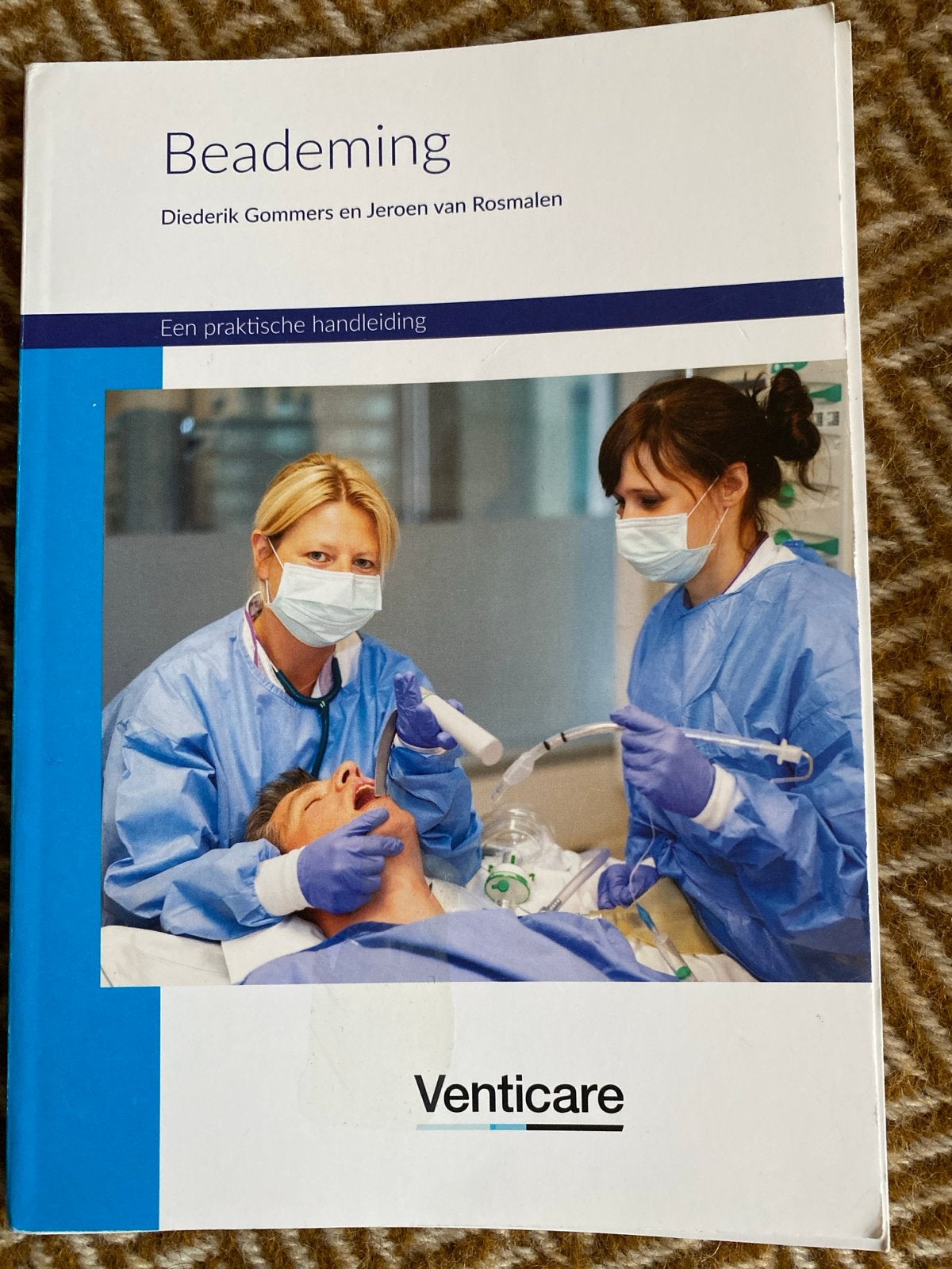 Beademing: Een praktische handleiding (VentiCare), Ophalen of Verzenden, Gamma, Gelezen, HBO