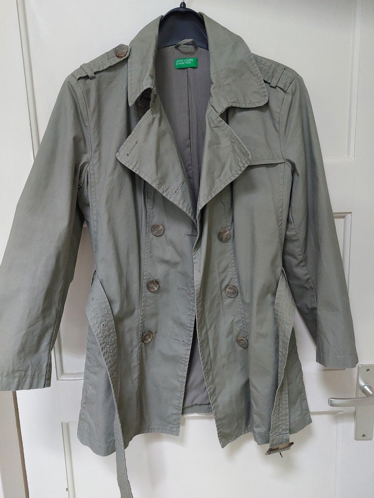 Groengrijze Trenchcoat van United Colors of Benetton, Kleding | Dames, United Colors of Benetton, Ophalen of Verzenden, Gedragen