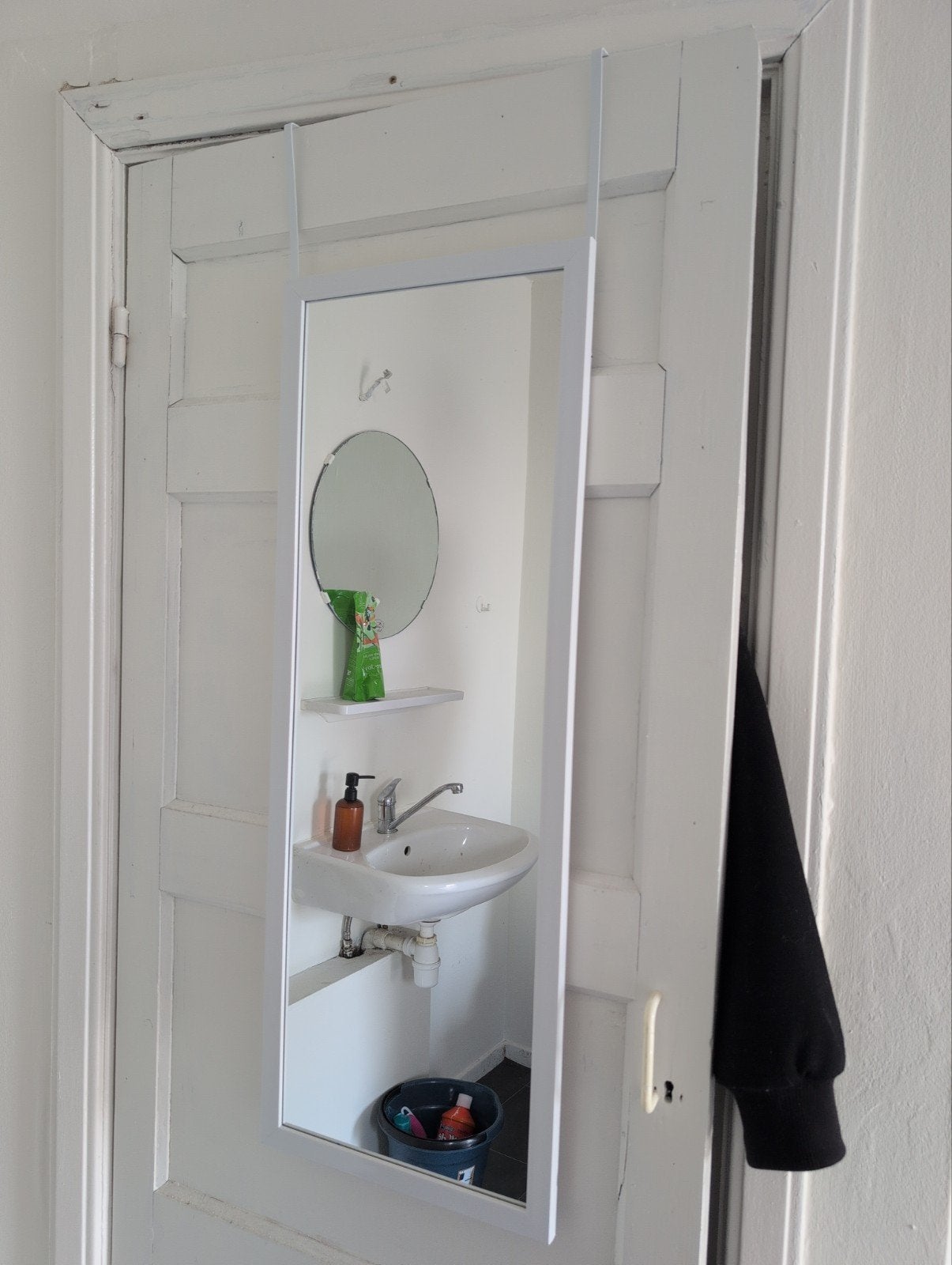 Witte deurspiegel - Handig en ruimtebesparend, Huis en Inrichting, Woonaccessoires | Spiegels, Ophalen