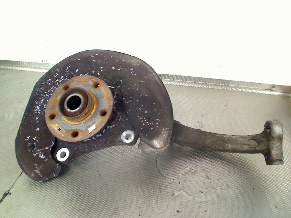Fusee Links Voor Audi A6 (C7) (2010-11/2015-04), Gebruikt, Auto-Union-Straße  1, Ingolstadt 85057, , Duitsland, Info@audi.de, Audi