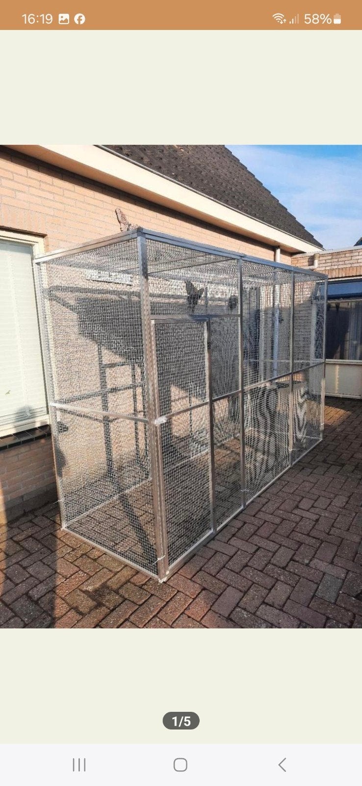 Ruime kattenren van aluminium gazen panelen, Ophalen