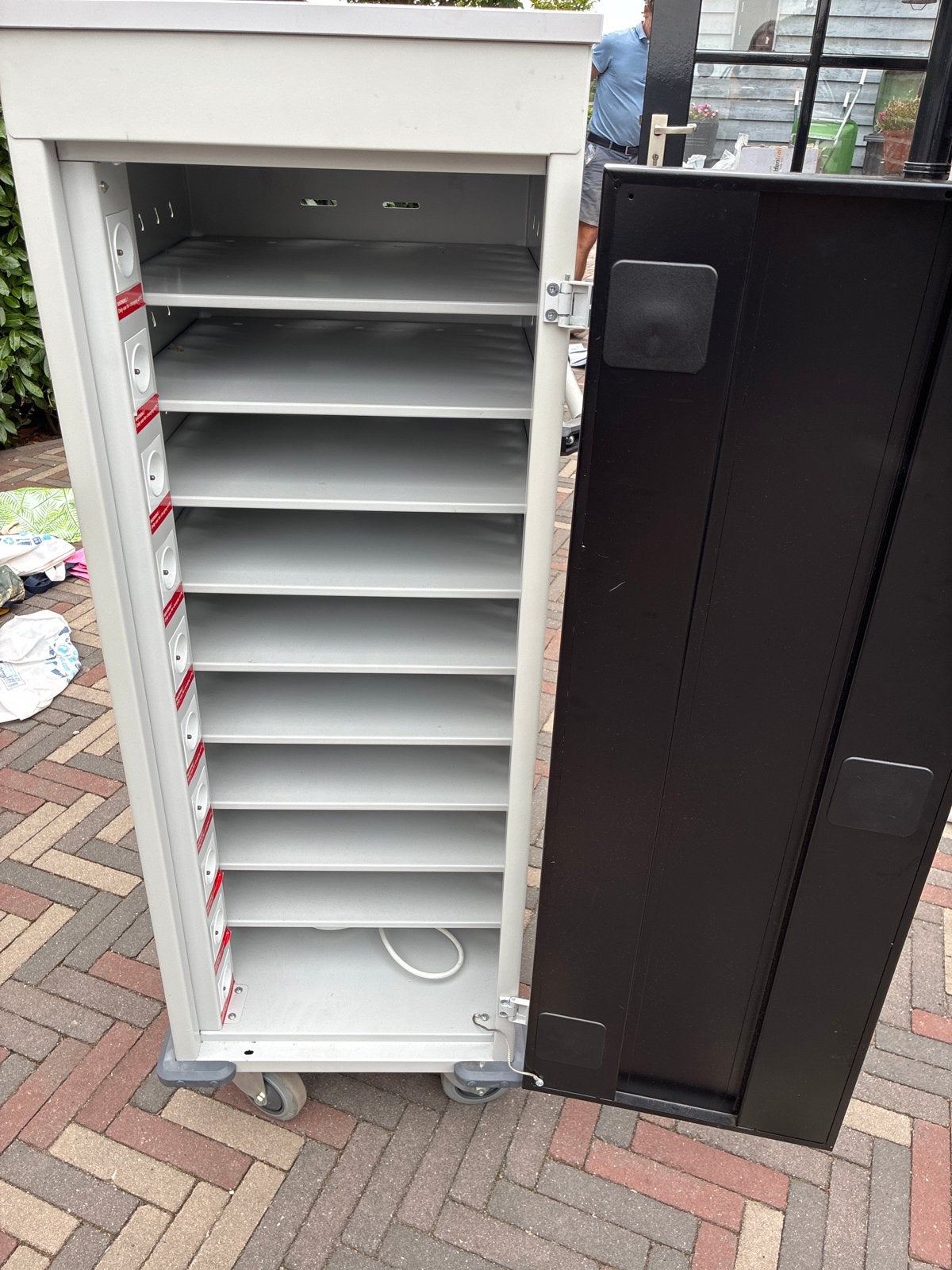 PC Trolley / Oplaadkast voor laptops/tablets, Huis en Inrichting, Ophalen, Gebruikt