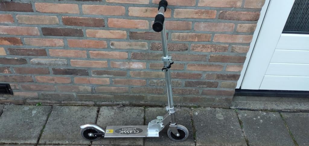 In hoogte verstelbare classic step/scooter tot 50 kilo, Ophalen, Gebruikt, Gewone step, Classic Scooter