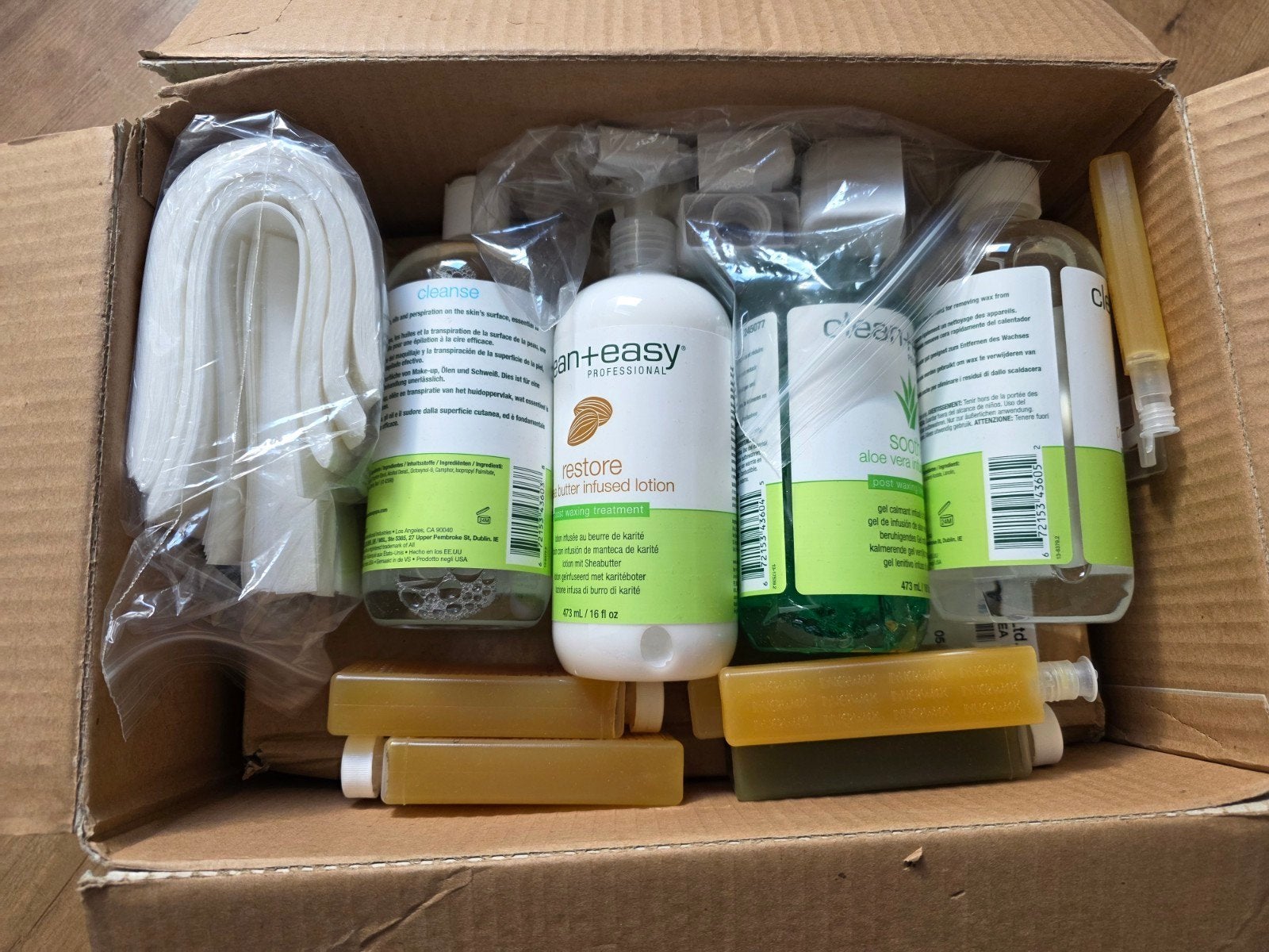 Clean + Easy Waxing Spa Kit - Nieuw in doos, Ophalen of Verzenden, Nieuw, Overige typen