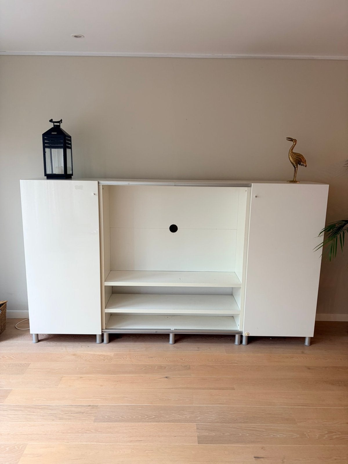 Tv kast met schuifdeuren, Ophalen, Gebruikt, 100 tot 150 cm, 200 cm of meer