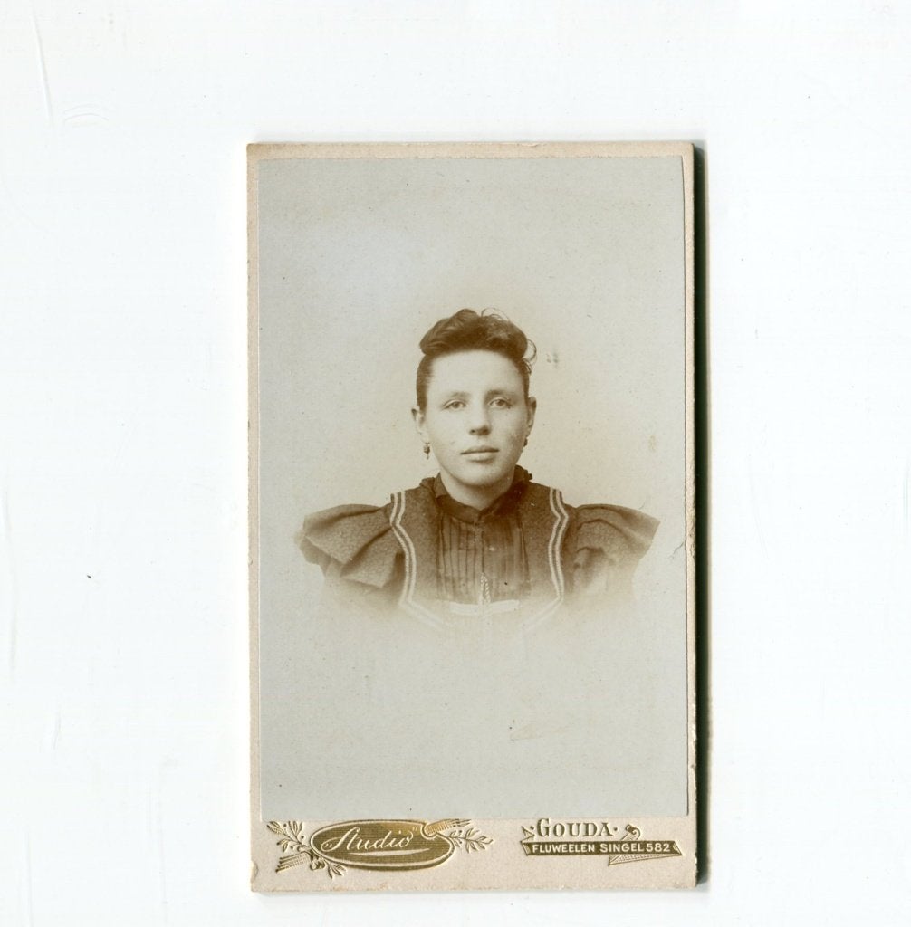 CDV. Carte de Visite. Studio. Gouda., Verzamelen, Foto's en Prenten, Foto, Ophalen of Verzenden, Zo goed als nieuw, Voor 1940