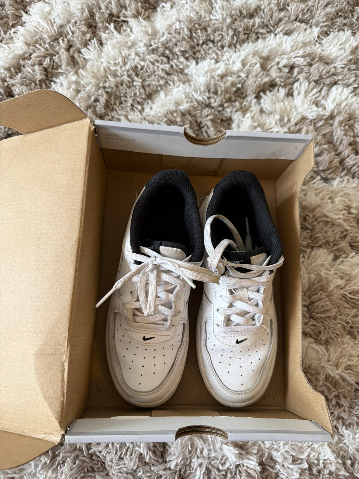 Nike schoenen voor kinderen maat 34, Ophalen, Zo goed als nieuw, Sneakers of Gympen