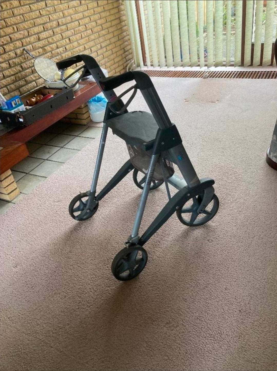 Vlotte rollator, Ophalen, Gebruikt