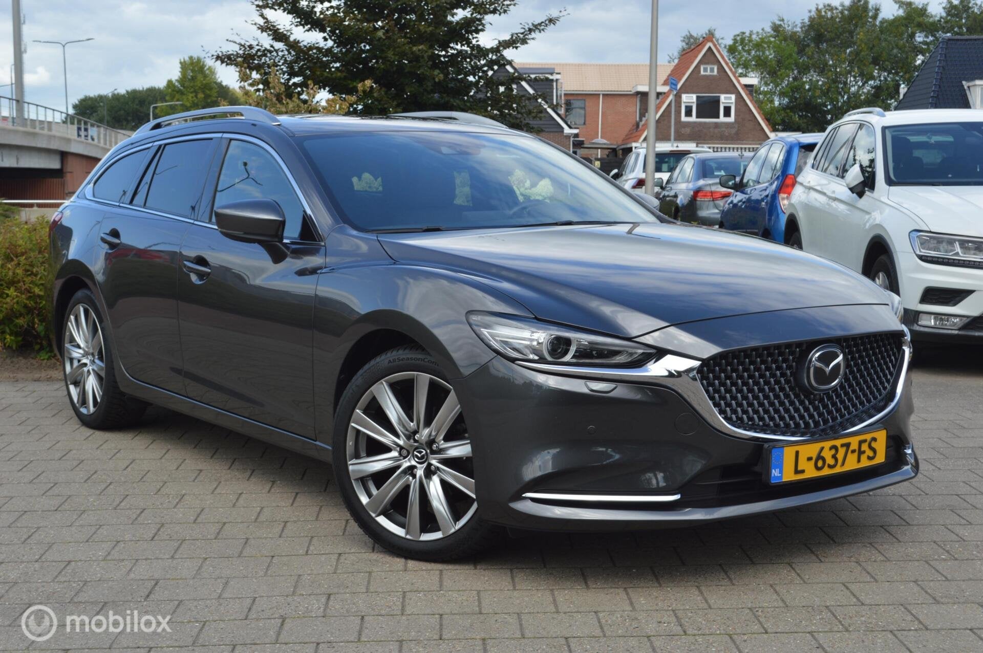 Mazda 6 Sportbreak 2.5 SkyActiv-G 194 Signature, Auto's, Dealer onderhouden, 4 cilinders, 6 sportbreak, Grijs