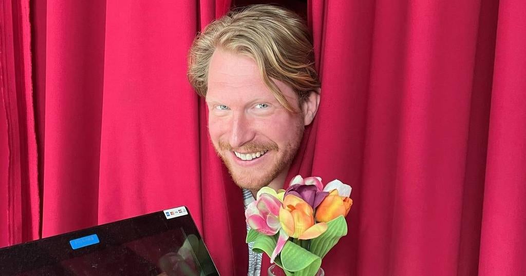 Kor Hoebe 19 juni Enschede, Twee personen, Juni
