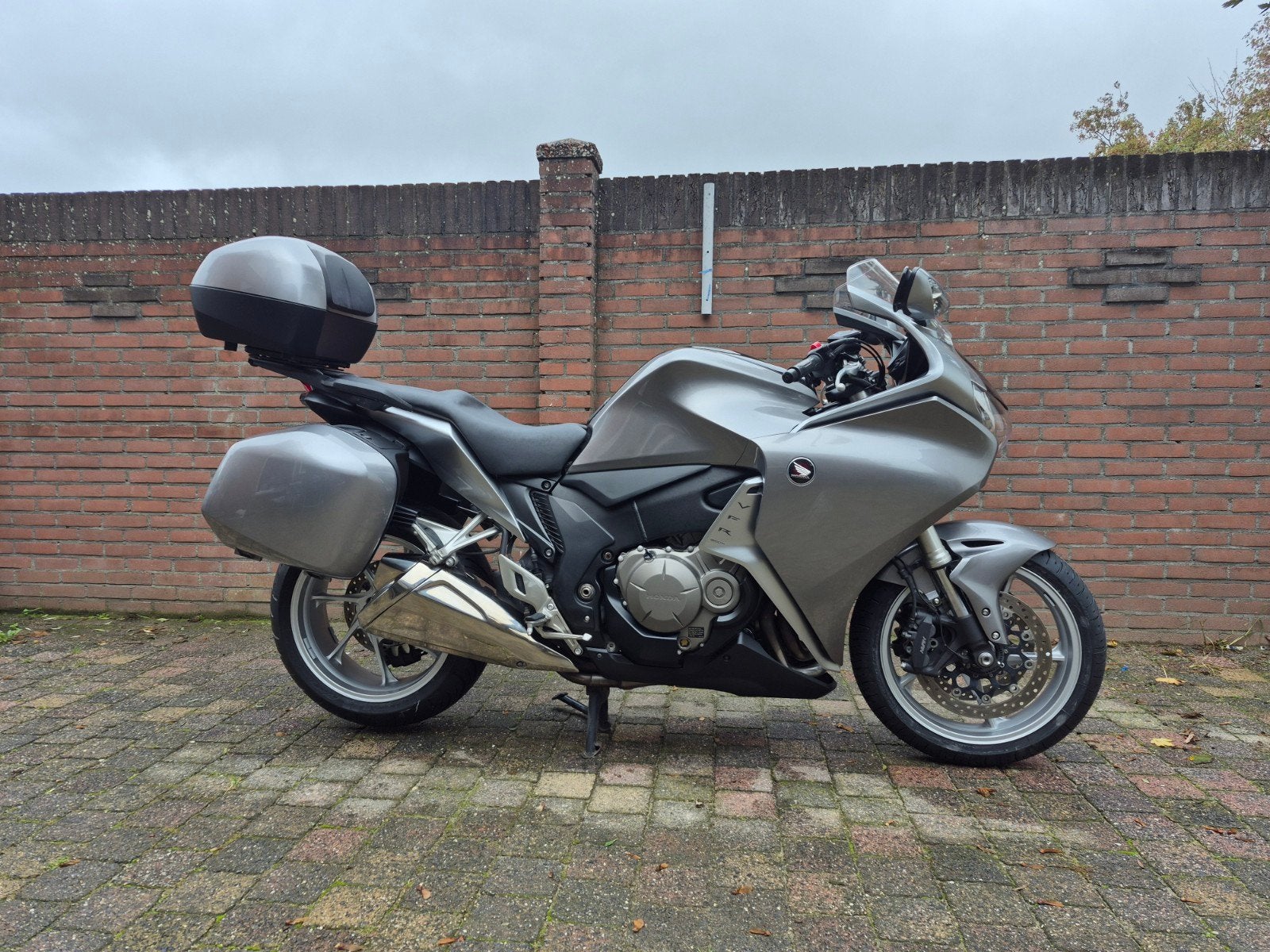 Honda VFR1200F VFR1200 F 2010  21000 km, Motoren, 4 cilinders, Motorrijbewijs A, Meer dan 35 kW, 1200 cc