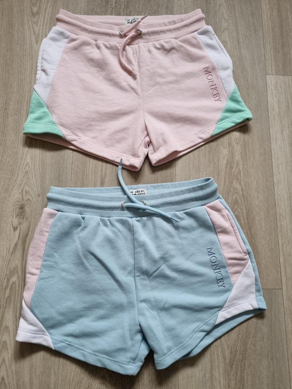 2 korte broeken Me & My Monkey maat 152, Broek, Meisje, Ophalen of Verzenden, Zo goed als nieuw