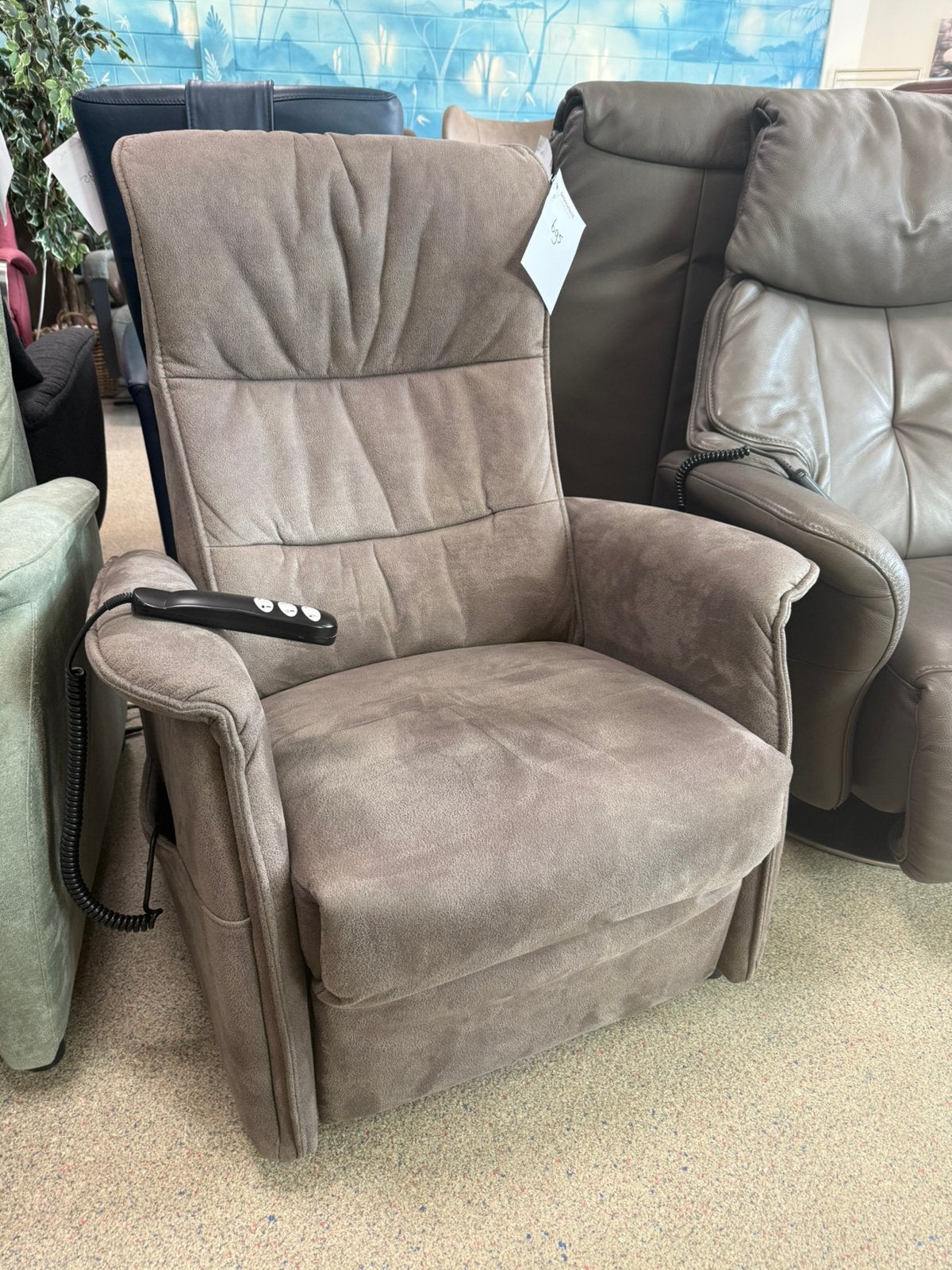 De toekomst sta op stoel relax fauteuil gratis bezorging, Huis en Inrichting, Fauteuils, Ophalen of Verzenden, Zo goed als nieuw