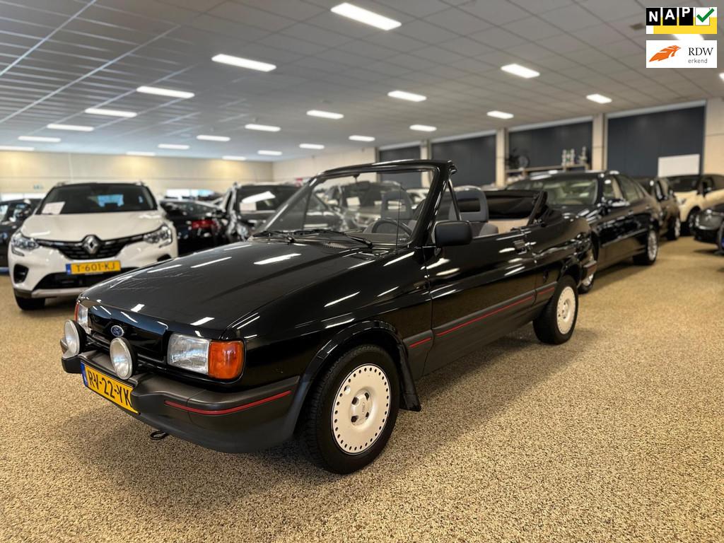 Ford Fiesta 1.4 CL SPEEDSTAR*56455 Km NAP*CABRIOLET*UNIEK!, Voorwielaandrijving, 15 km/l, Gebruikt, Zwart