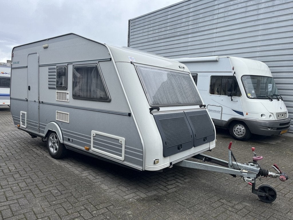 Kip 44 Star-line met voortent en luifel (bj 1999), Caravans en Kamperen, Caravans, Kip, Bedrijf, 750 - 1000 kg, 6 tot 7 meter