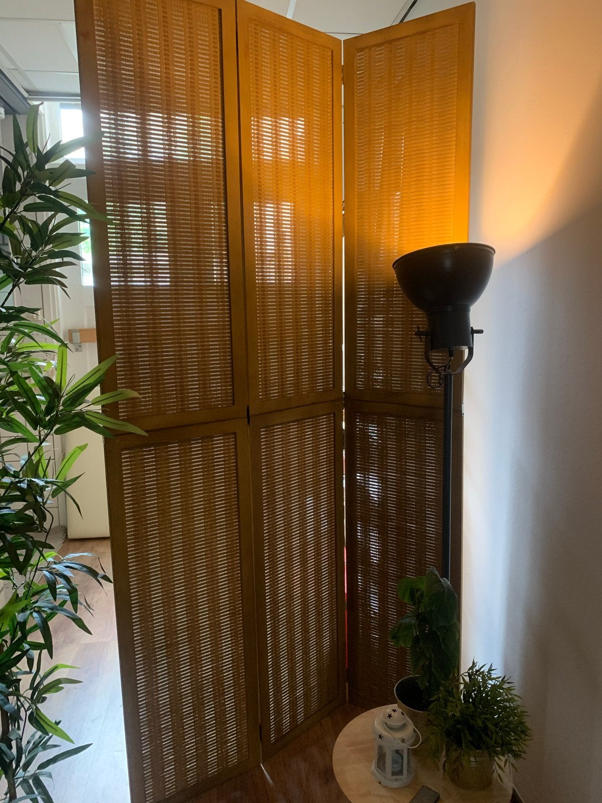 1 Vida XL kamerscherm, 2 jaar oud, Huis en Inrichting, Ophalen, Zo goed als nieuw
