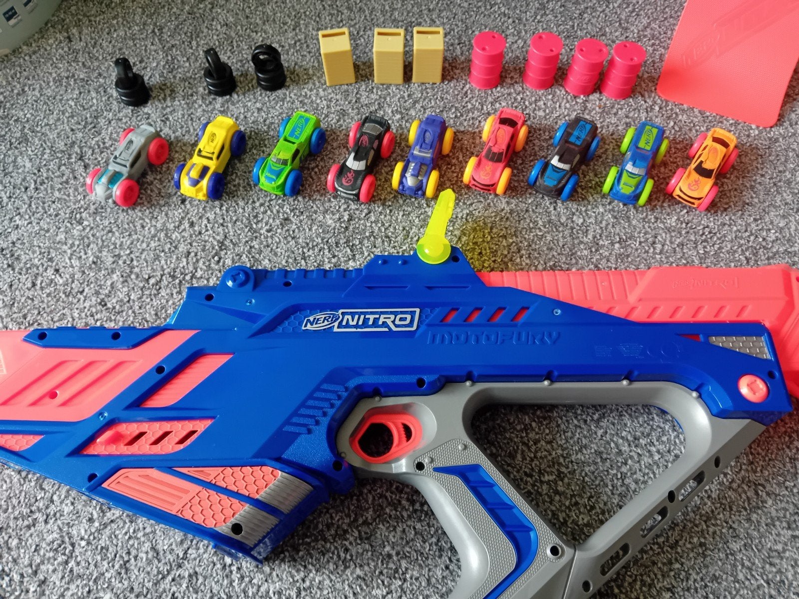 Nerf Nitro MotoFury Blaster met accessoires, Ophalen of Verzenden, Zo goed als nieuw