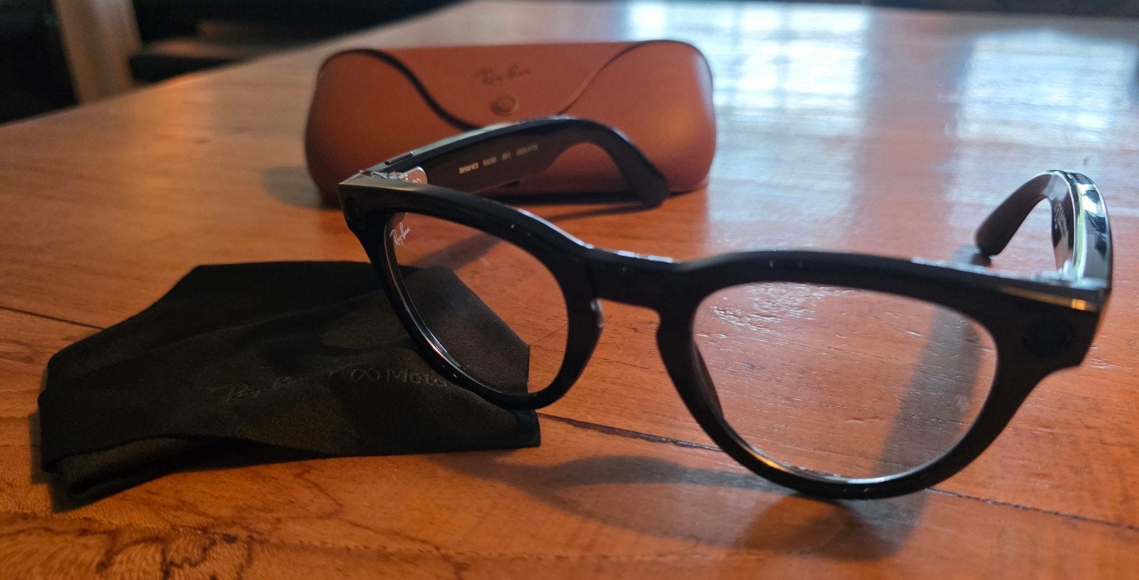 Ray-Ban Meta Headliner – Shiny Black / Sapphire Transitions, Ophalen, Gebruikt, Zonnebril, Zwart