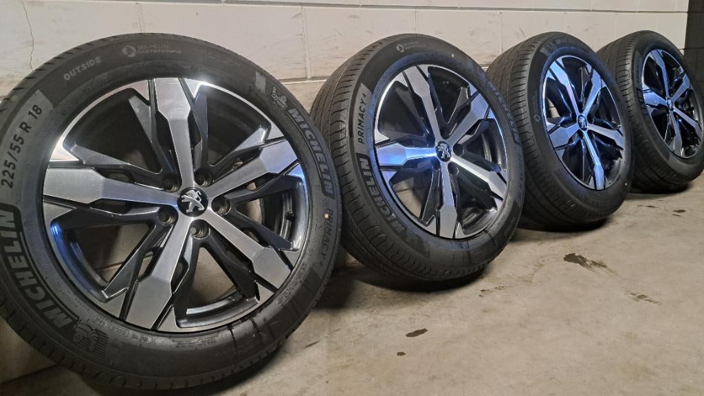 Nieuwe banden! Bi-color velgen 3008 5008 C5 Aircr 225/55/18, Auto-onderdelen, Banden en Velgen, 18 inch, Banden en Velgen, Nieuw