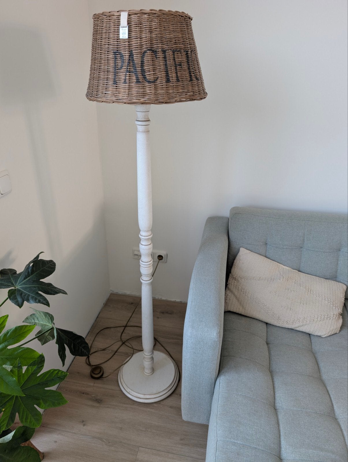 Riviera Maison Vloerlamp 'Pacific' - 155 cm hoog, Ophalen, Gebruikt, Natuurlijk materiaal, E27 (groot)