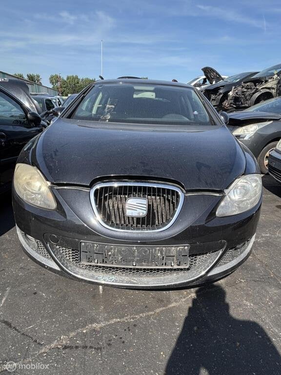 Voorbumper Seat Leon 1P ('05-'13), Auto-onderdelen, Gebruikt, Voor, Ophalen of Verzenden, Bumper