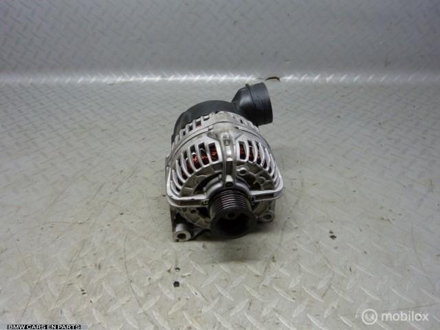 Dynamo BMW 5-serie E39 benzine 6 cillinder, Gebruikt, Ophalen of Verzenden, BMW, BMW