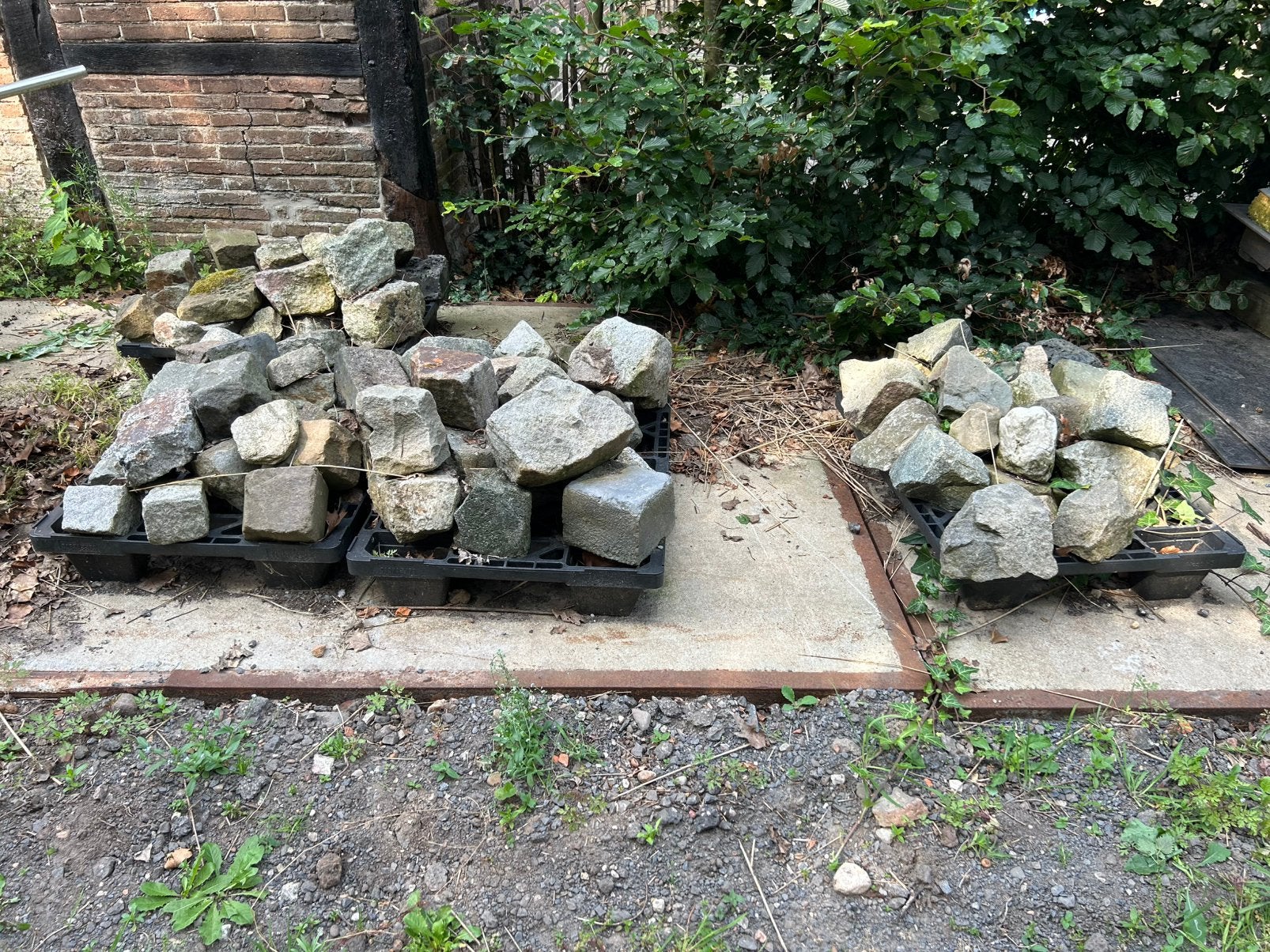 Basalt blokken, Tuin en Terras, Grind, Keien en Split, Ophalen, Antraciet, Zo goed als nieuw, Kei
