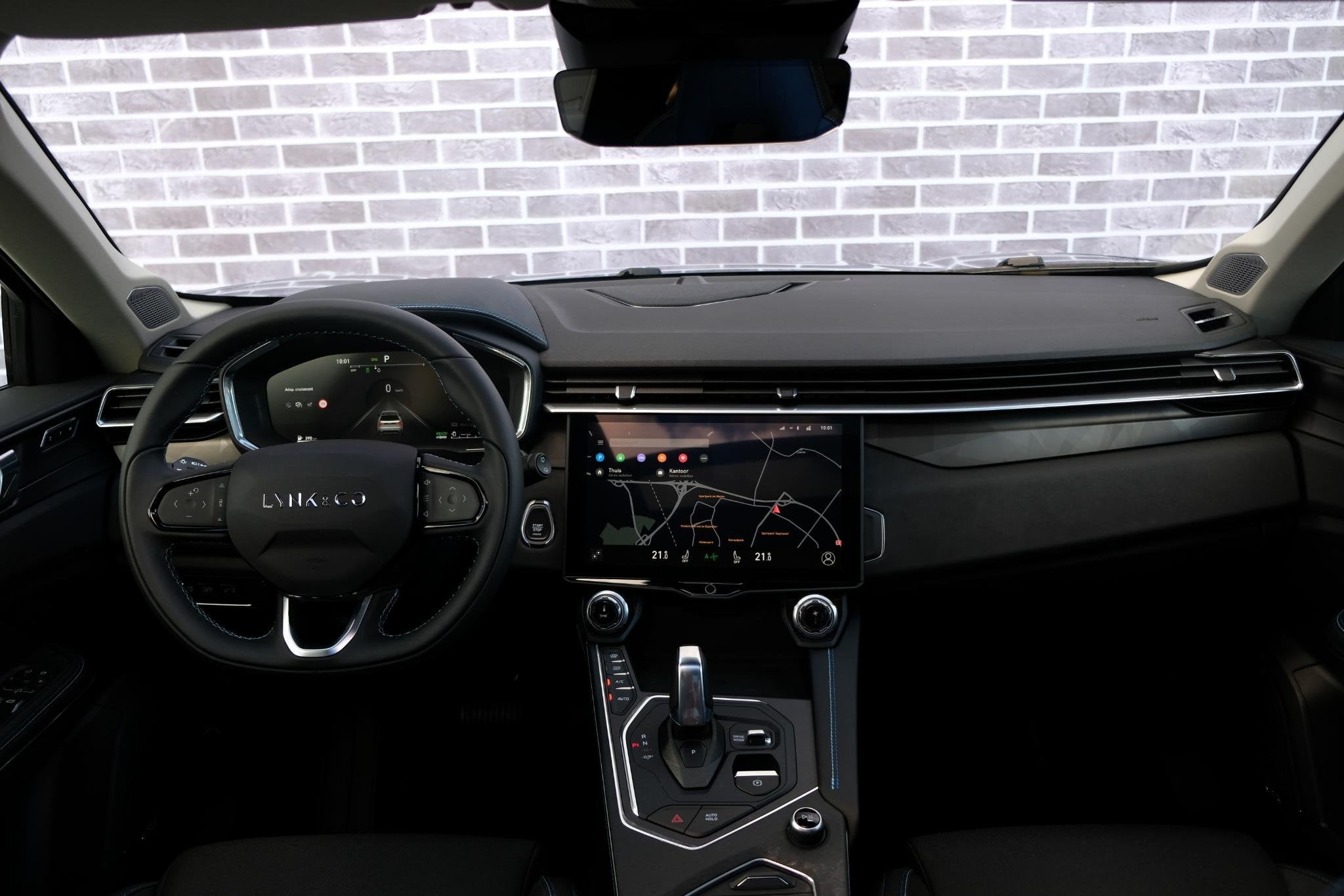 Lynk & Co 01 1.5 Plug-in Hybrid | PHEV | Panoramadak | 360 G, Stof, Blauw, 120 €/maand, Bedrijf