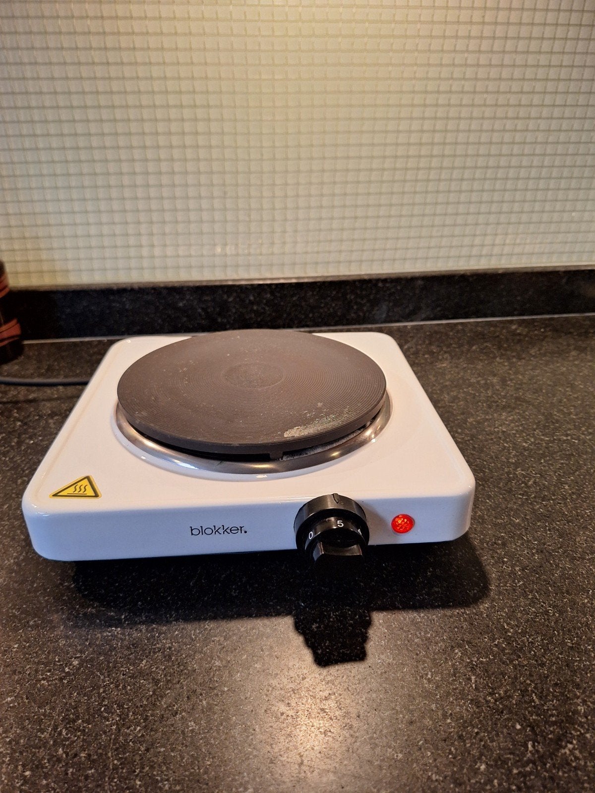 Blokker elektrische kookplaat - compact en draagbaar, Witgoed en Apparatuur, Kookplaten, Gebruikt, 3 kookzones of minder, Ophalen of Verzenden