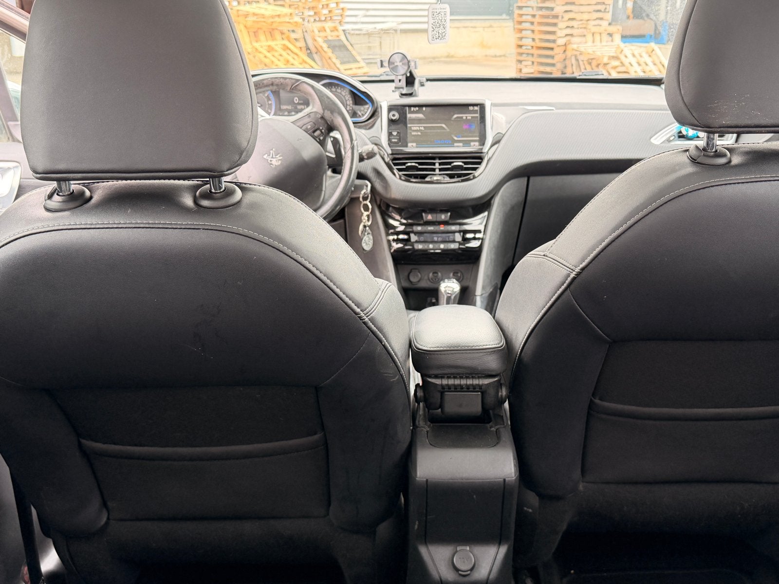 Peugeot 2008  1.2 E-vti 60KW Etg5 2014 Grijs Prijs is vast!, Auto's, 450 kg, 40 €/maand, 1199 cc, 770 kg