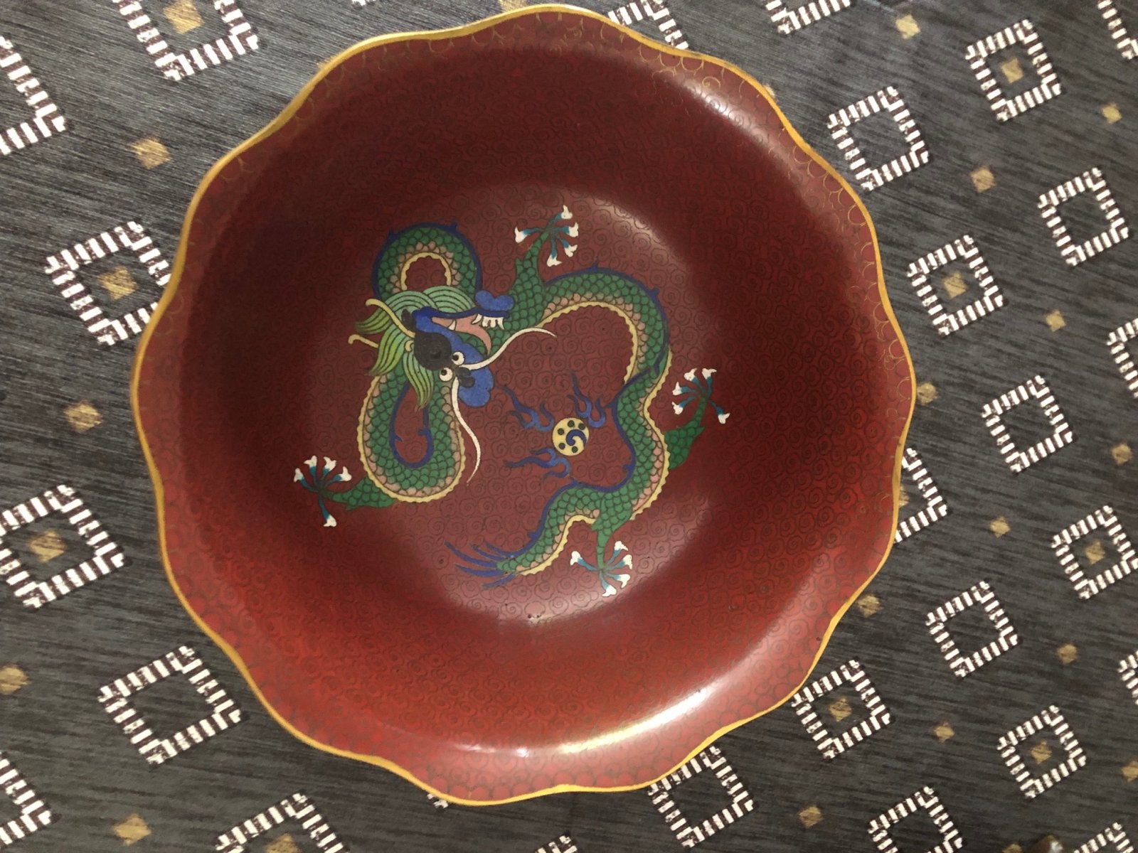 Antieke Chinese Cloisonné Schaal met Drakenmotief, Ophalen of Verzenden