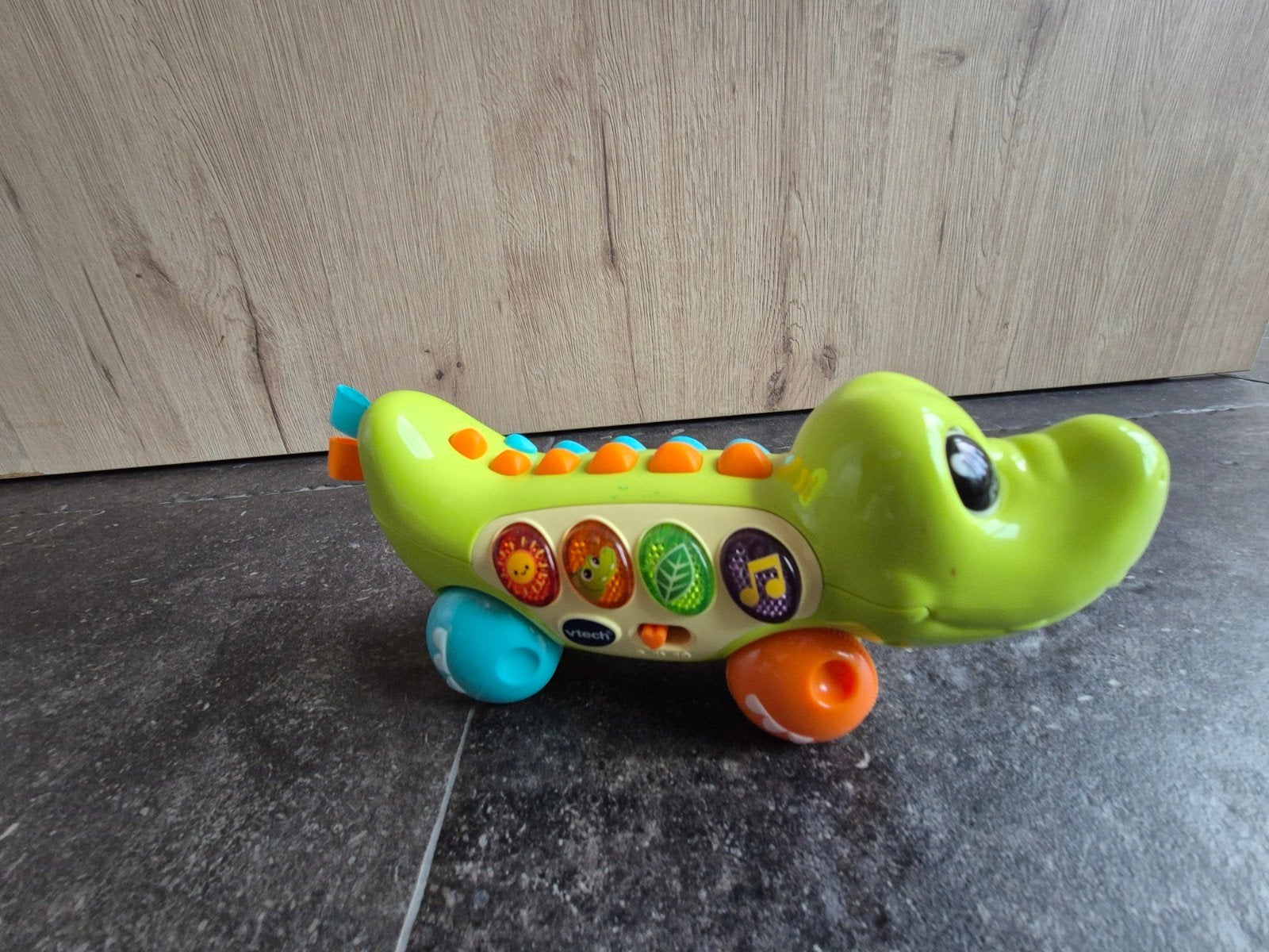 VTech Krokodil met geluiden en lichtjes, Kinderen en Baby's, Ophalen of Verzenden, Zo goed als nieuw, 6 maanden tot 2 jaar