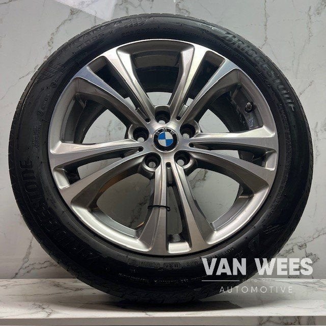 Bmw X1 X2 F48 F39 225/50/18 INCH STYLING 568 M Zomerset Brid, Gebruikt, -, -, Banden en Velgen