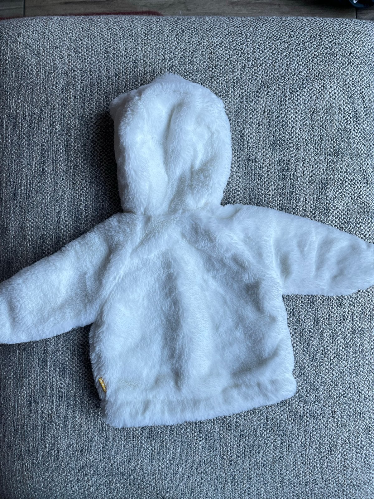 Schattig wit teddy jasje met oortjes - Maat 68, Ophalen, Zo goed als nieuw, Jongetje of Meisje, Jasje