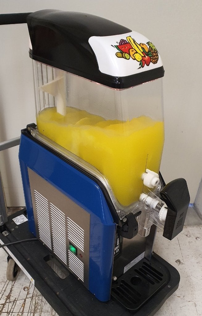 ELMECO FIRST CLASS SLUSH SLUSHPUPPY IJSMACHINE (12 liter), Ophalen, Zo goed als nieuw, Zelfvriezend