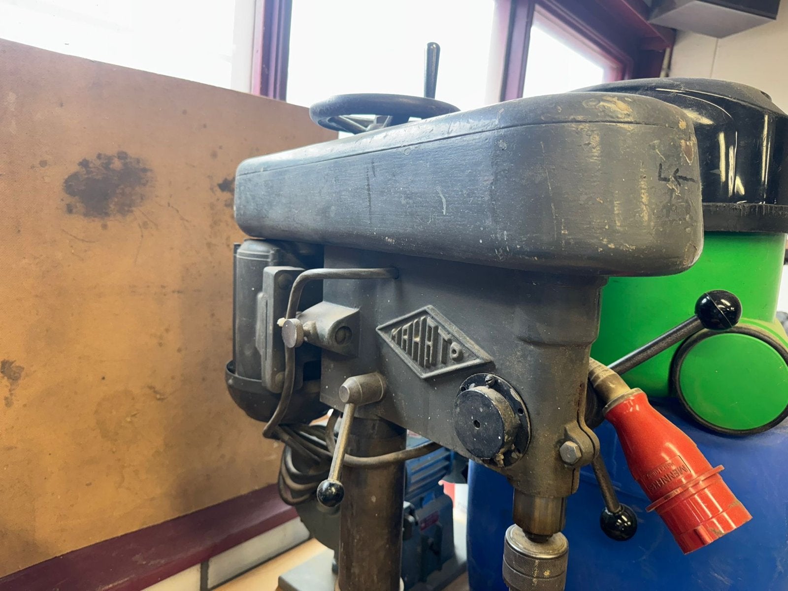 Mahato Kolomboormachine 380V, Ophalen, Gebruikt, 600 watt of meer, Kolomboormachine