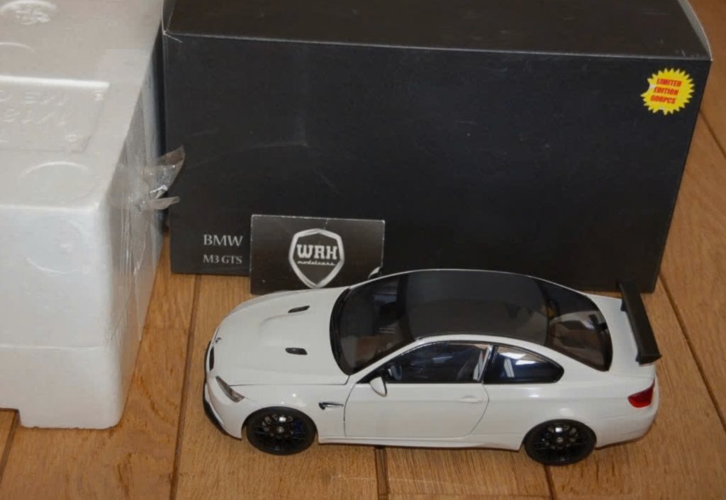 1:18 BMW M3 E92 GTS white Kyosho fully open in doos WRH, Hobby en Vrije tijd, Modelauto's | 1:18, Verzenden, Zo goed als nieuw