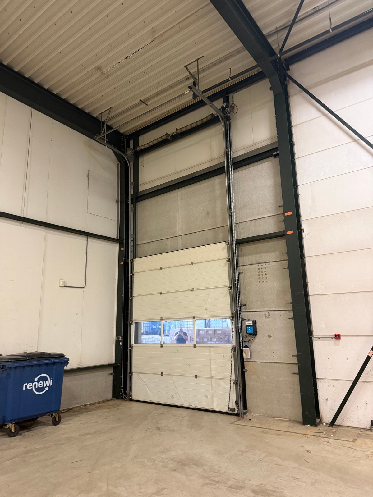 GRATIS Sectionaalpoort garagepoort 300x350cm (uiterlijk 3-9), Ophalen, Gebruikt, Garagedeur, 120 cm of meer