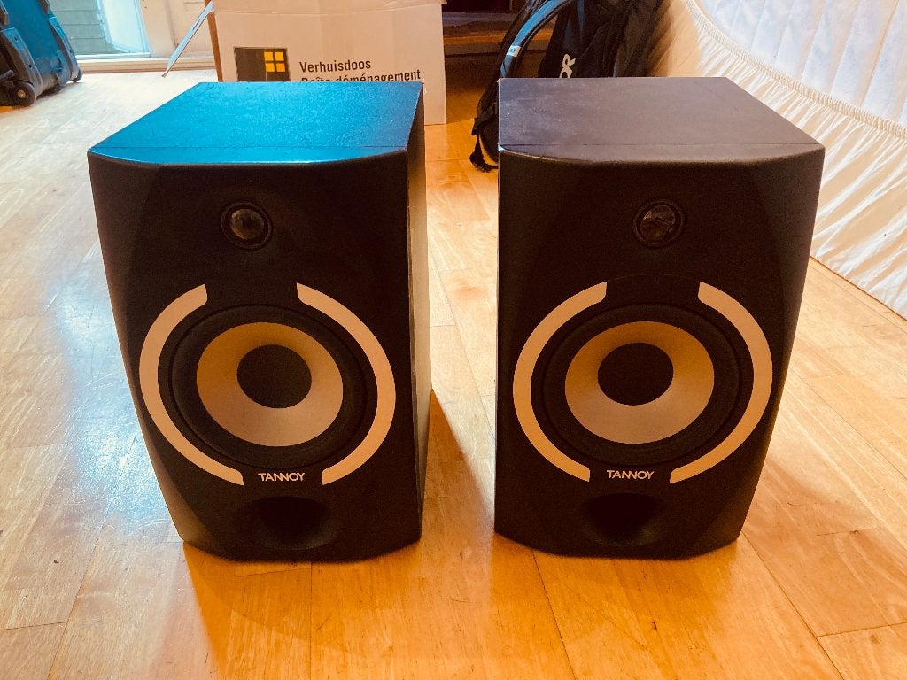 Tannoy reveal 601a, Overige merken, Studiomonitor, Gebruikt, Inclusief kabels