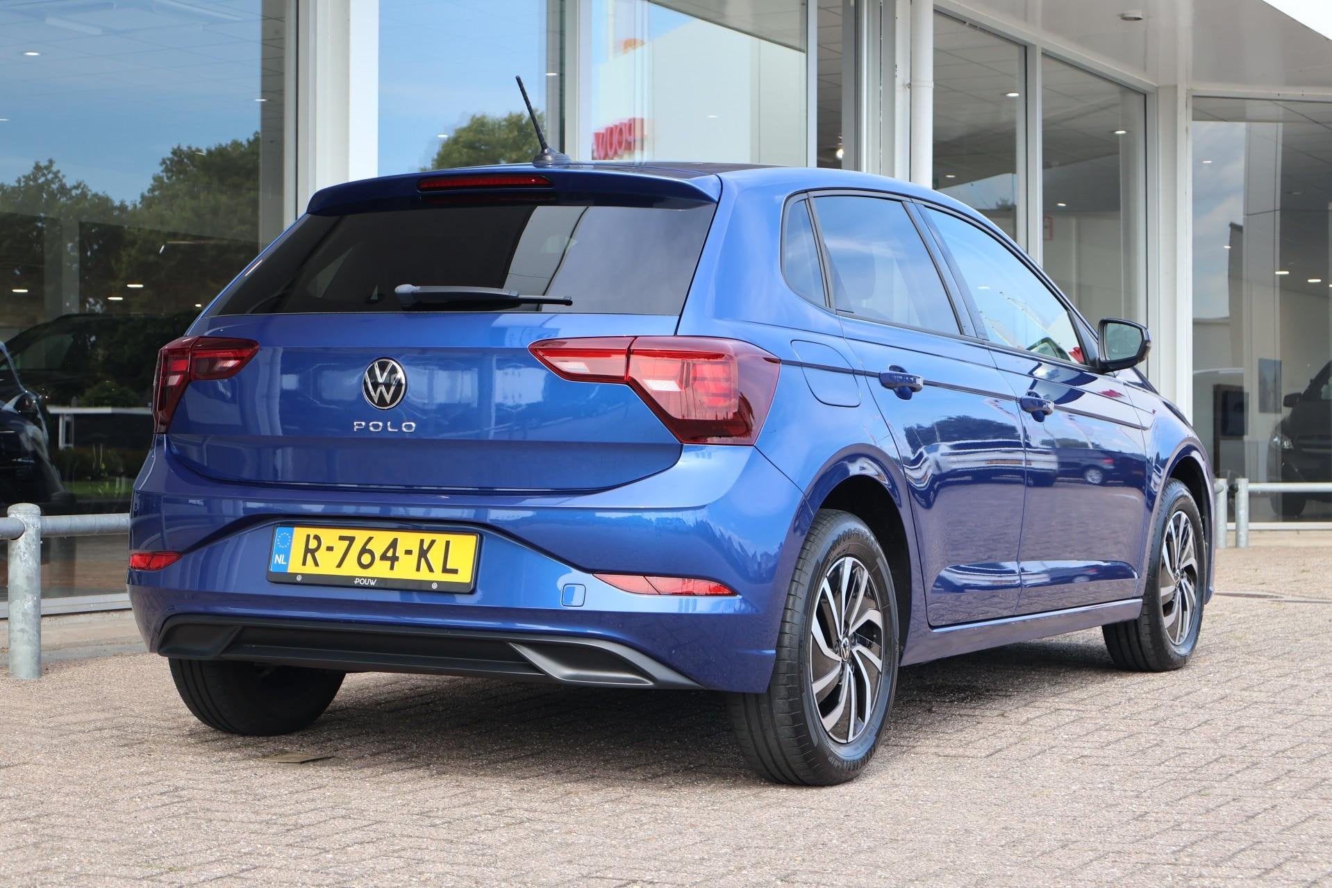 Volkswagen Polo 1.0 TSI 95pk Life | Navigatie | Camera | Car, Auto's, Voorwielaandrijving, 12 maanden, Stof, Gebruikt
