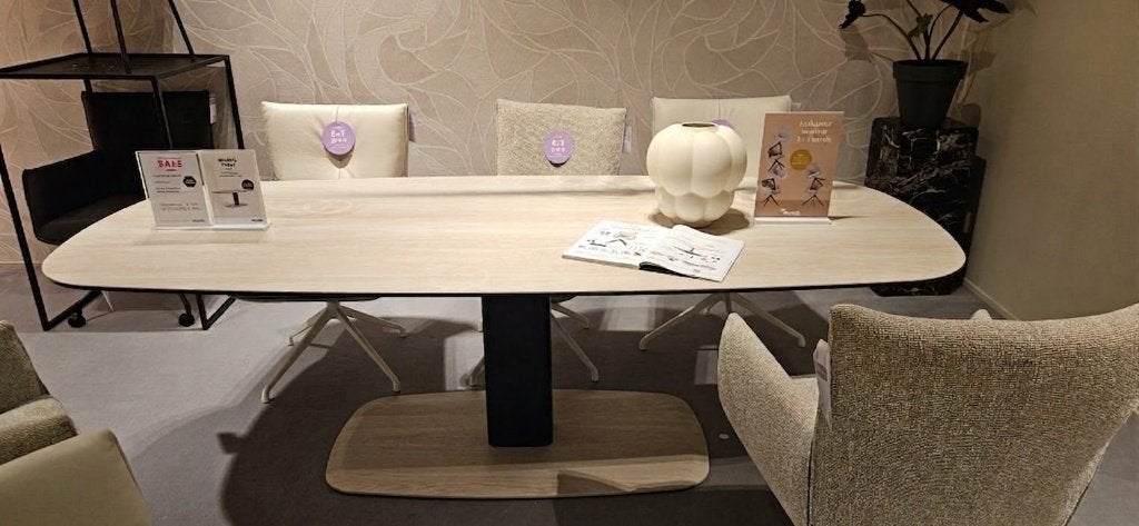 Montel eettafel Yuno, Huis en Inrichting, Tafels | Eettafels, Ophalen, 50 tot 100 cm, Vijf personen of meer, Metaal